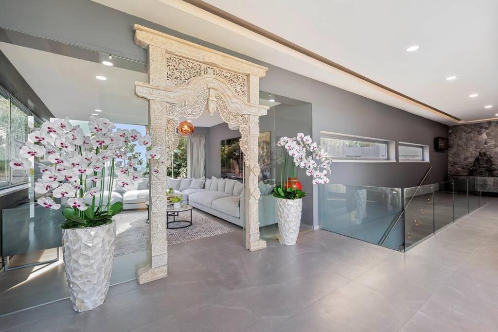 Villa Moonstar - Luxury With Breathtaking Sea Views