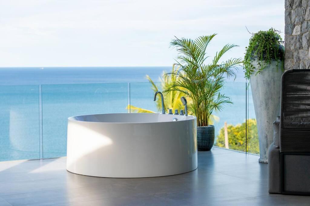 Moonstar - Luxury With Breathtaking Sea Views Villa