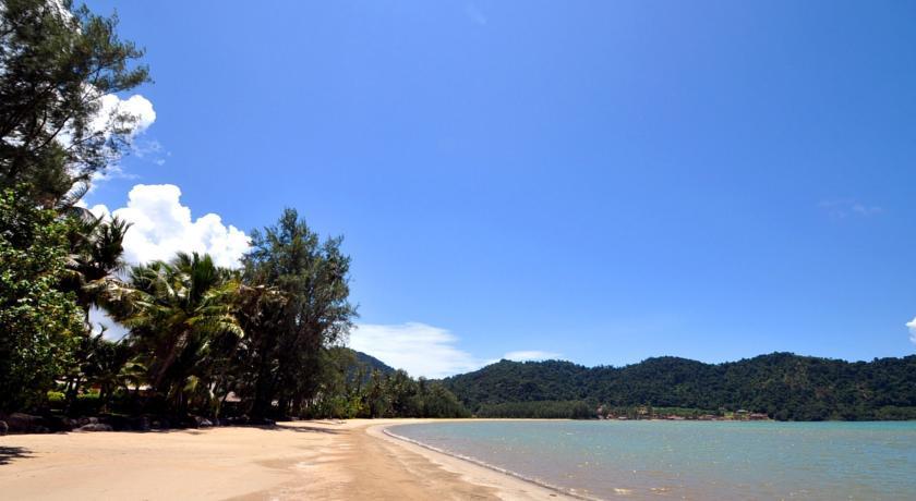 Dragon Sea View Villa *