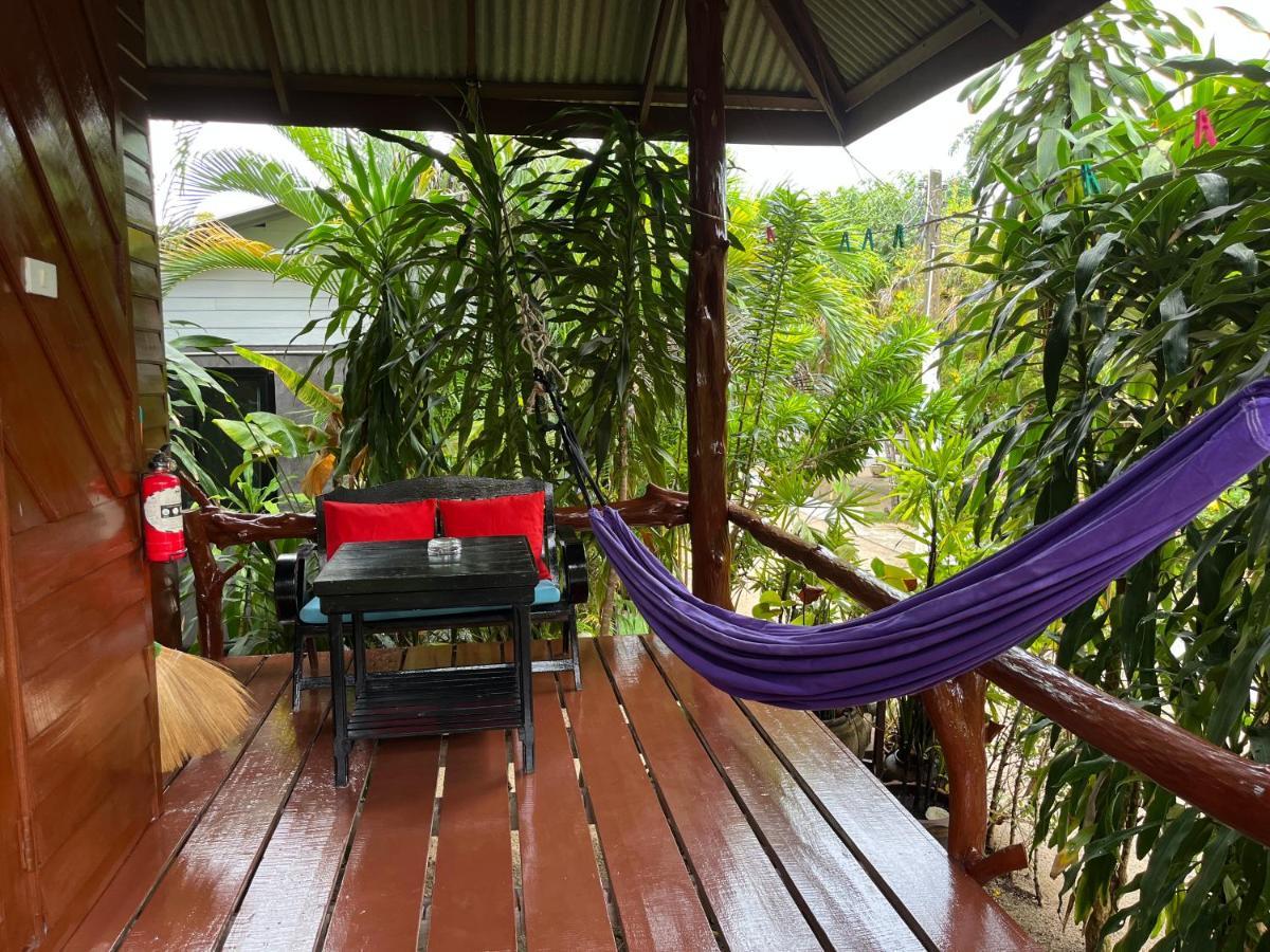 Namthip Homebeach Lodge