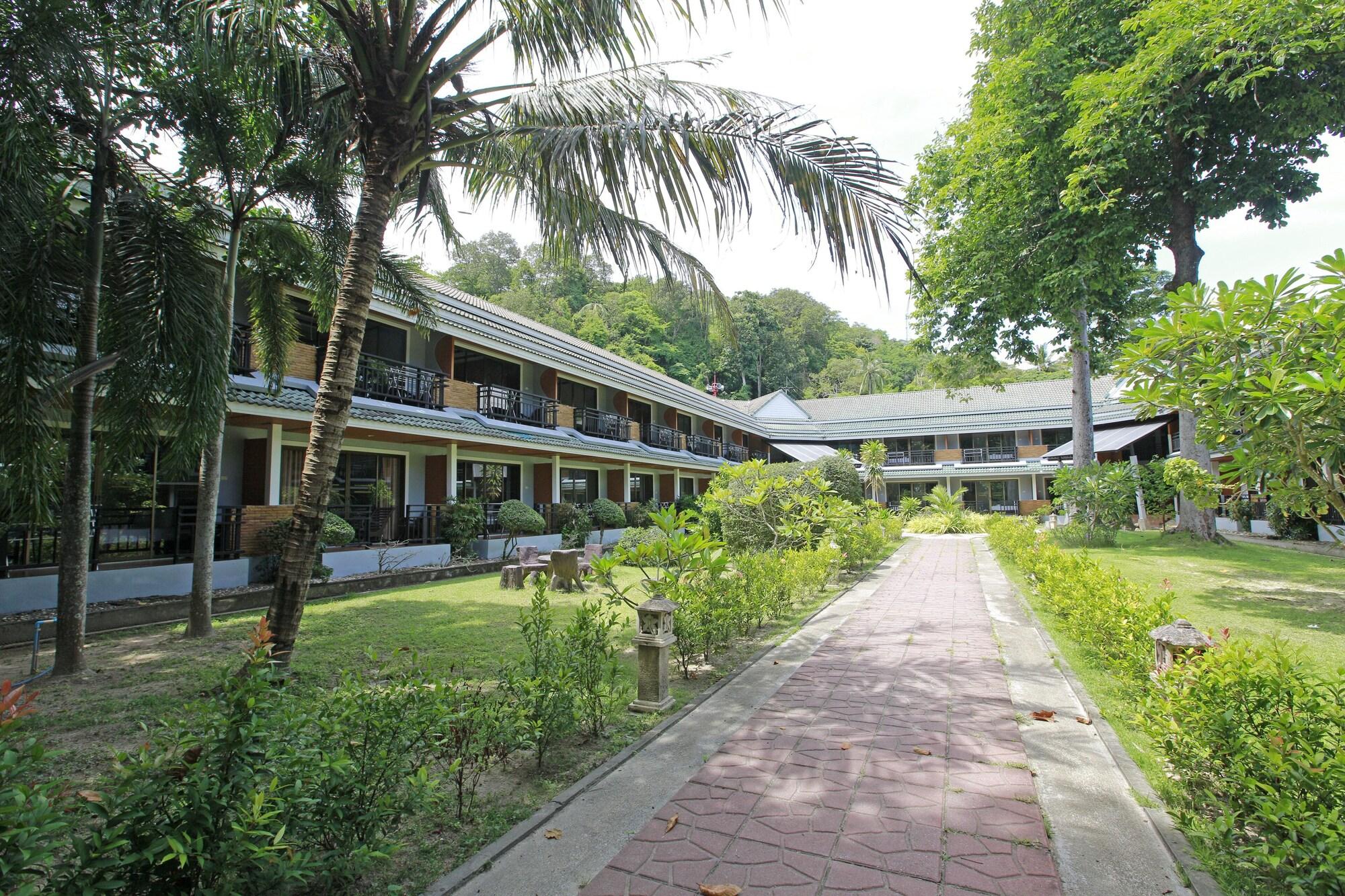 Andaman Resort 3*