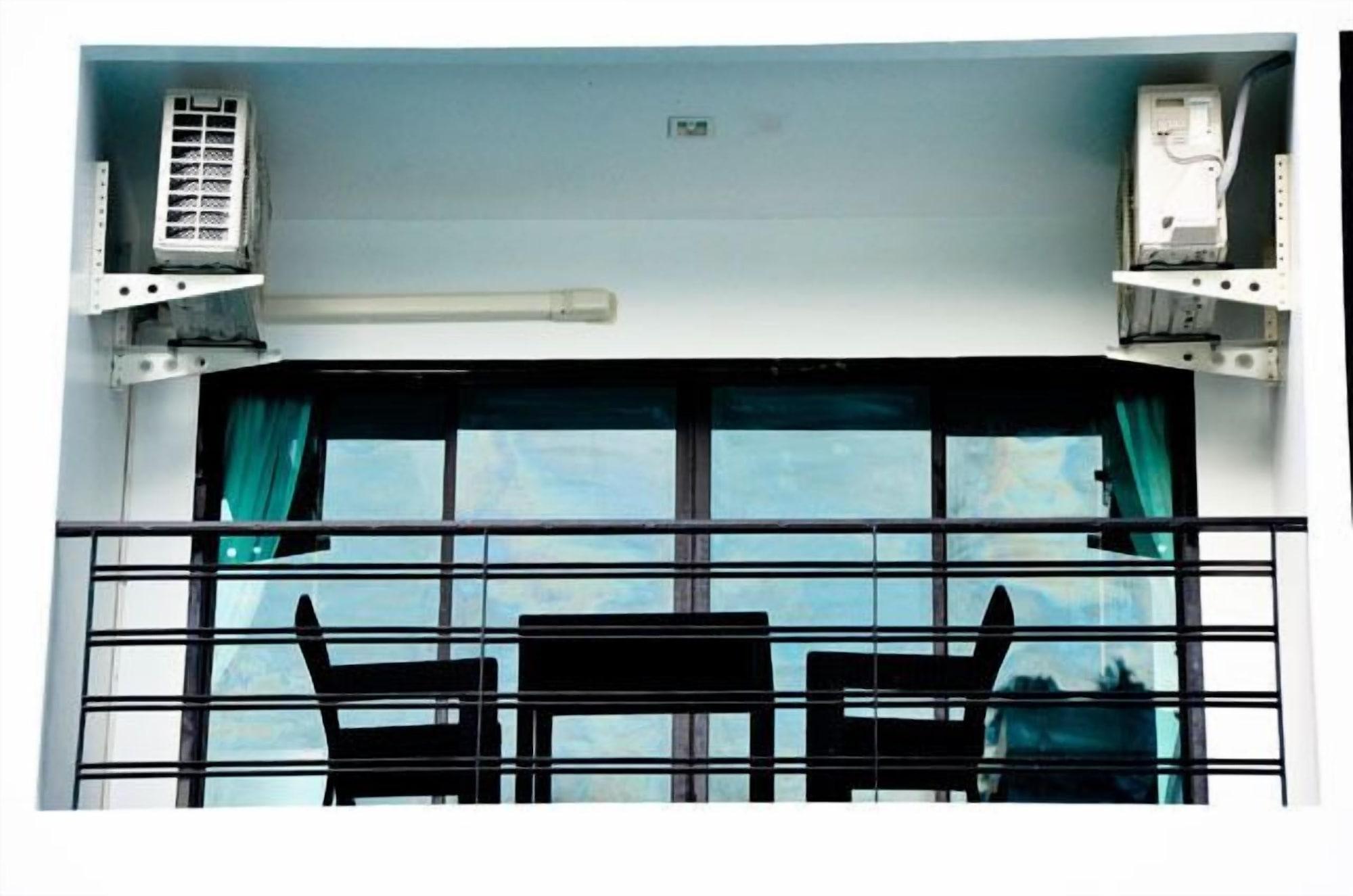 Reddoorz I-talay Hotel