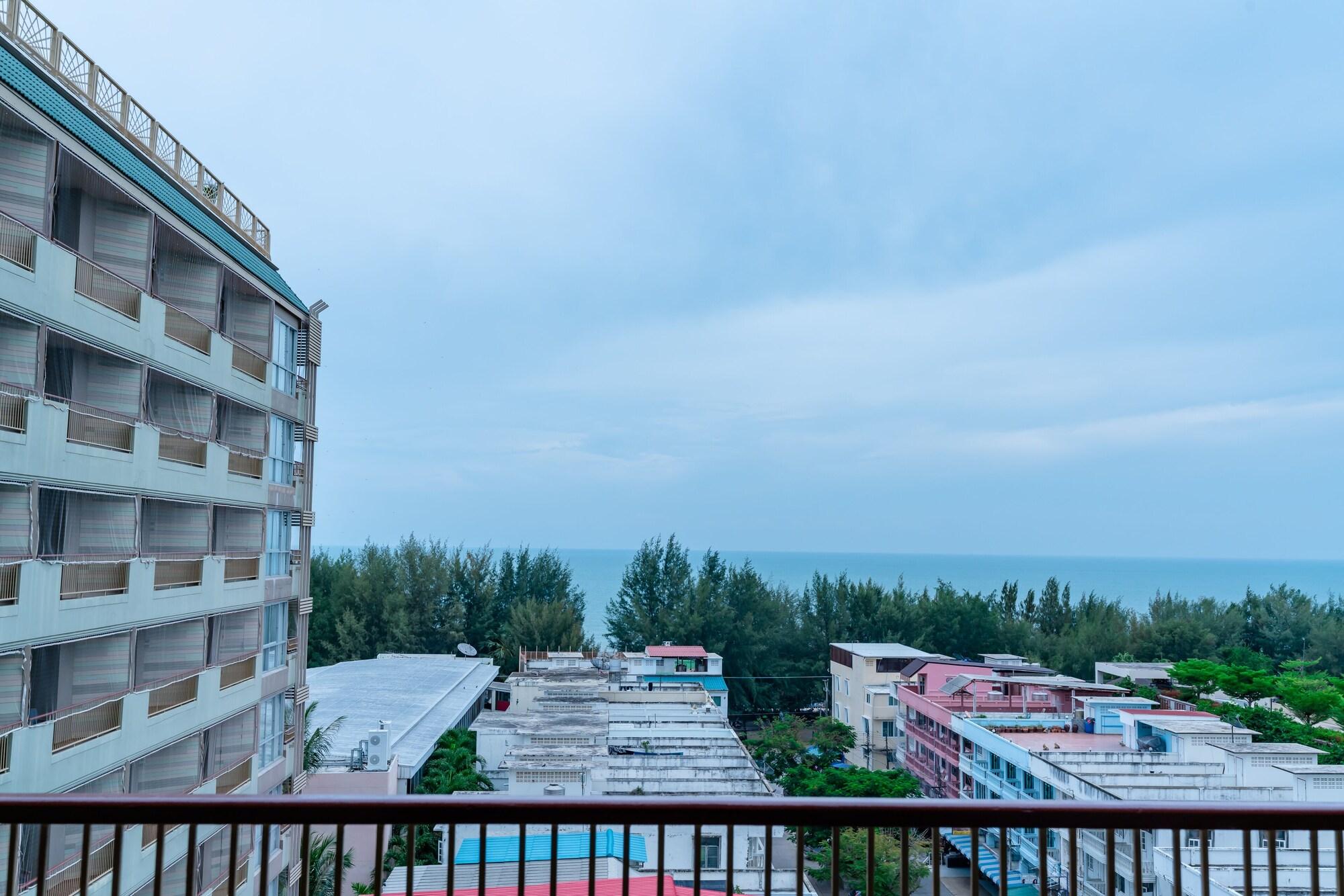 Long Hotel