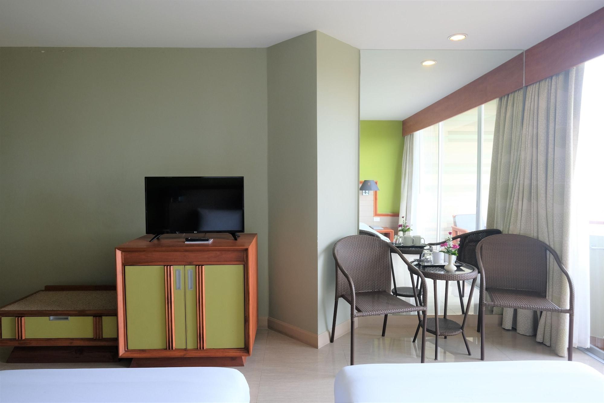 Long Hotel 3*