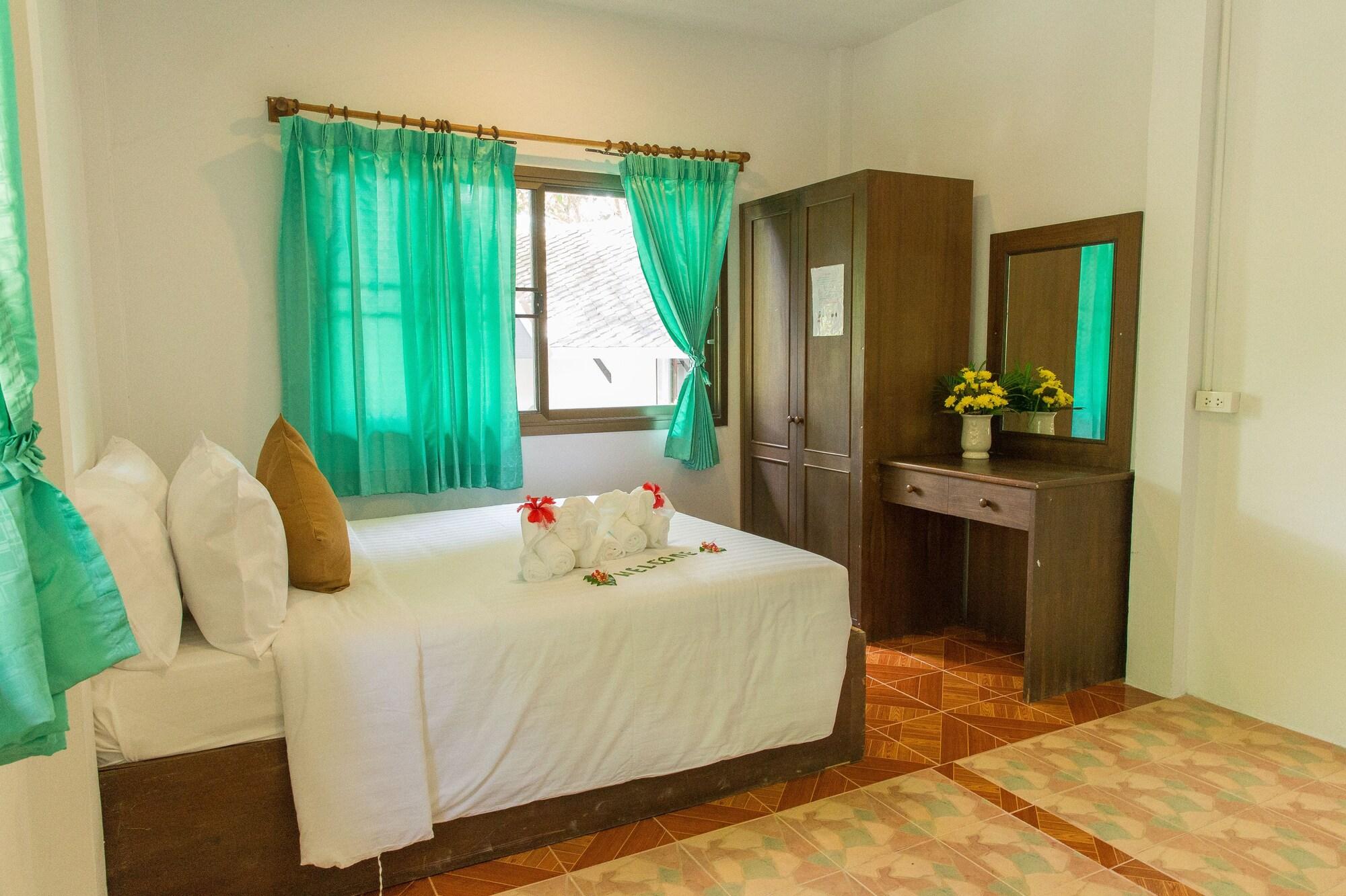 Adarin Resort Praia de Mae Nam