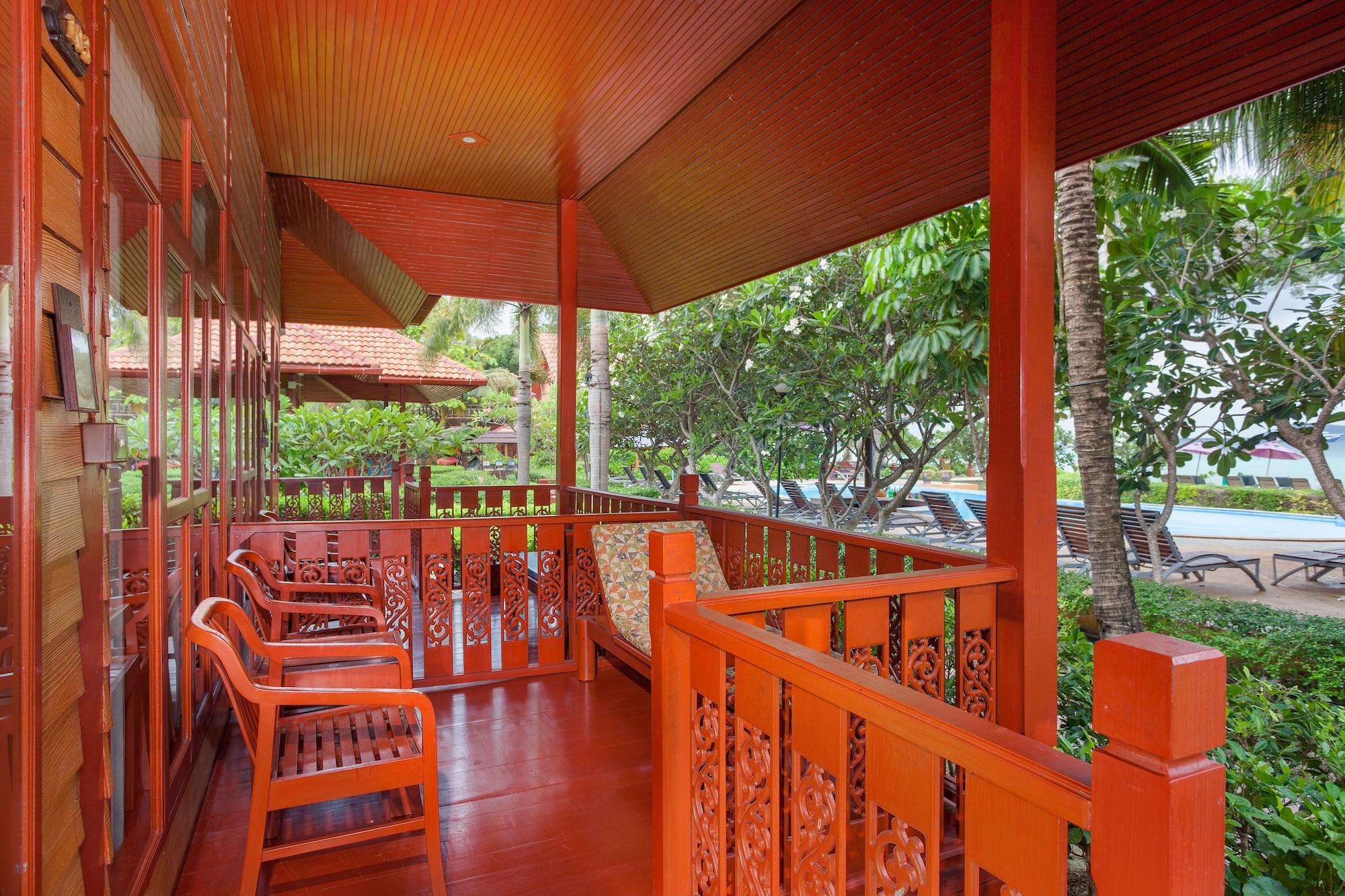 Phi Phi Erawan Palms