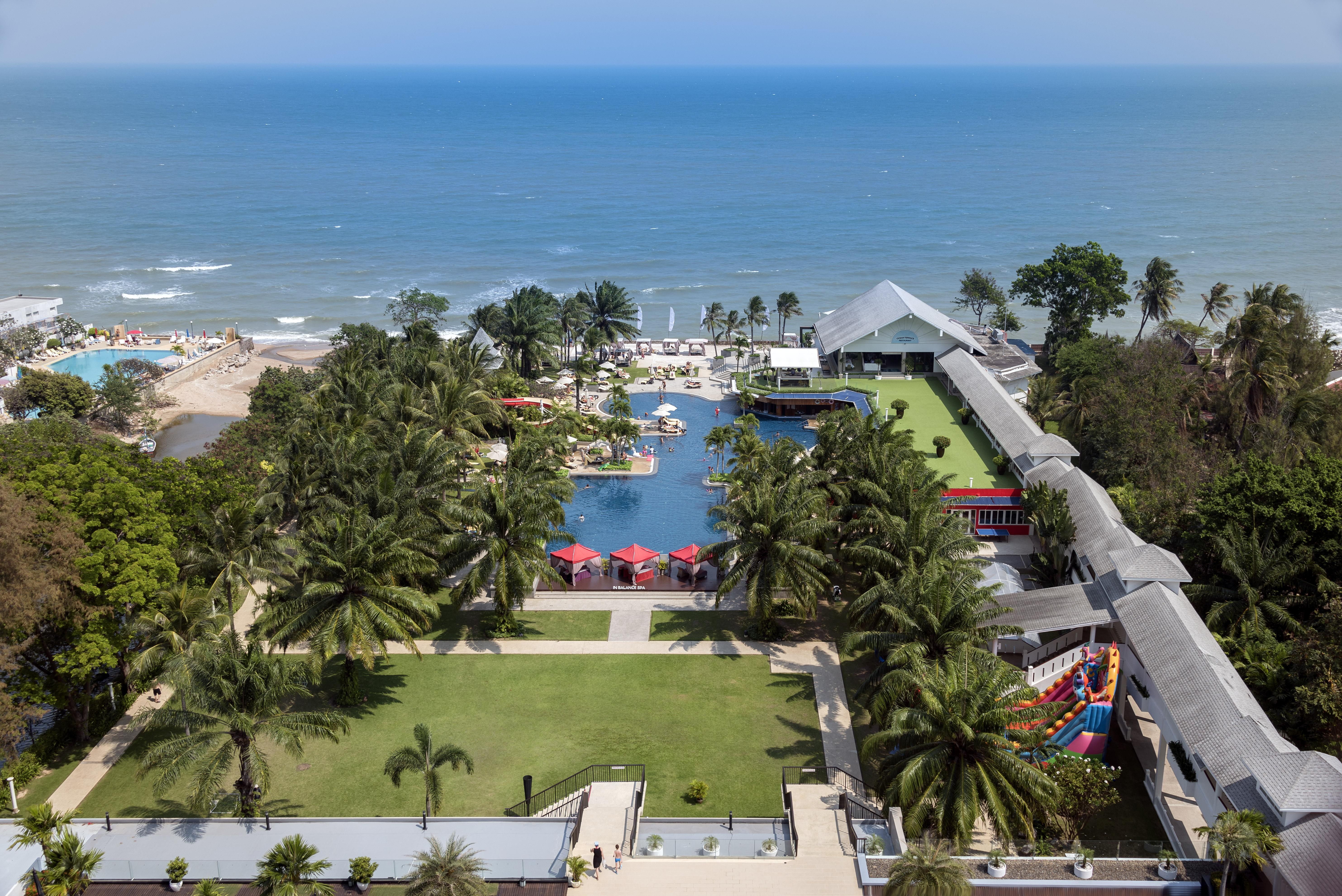 Radisson & Hua Hin Hotel Cha-Am