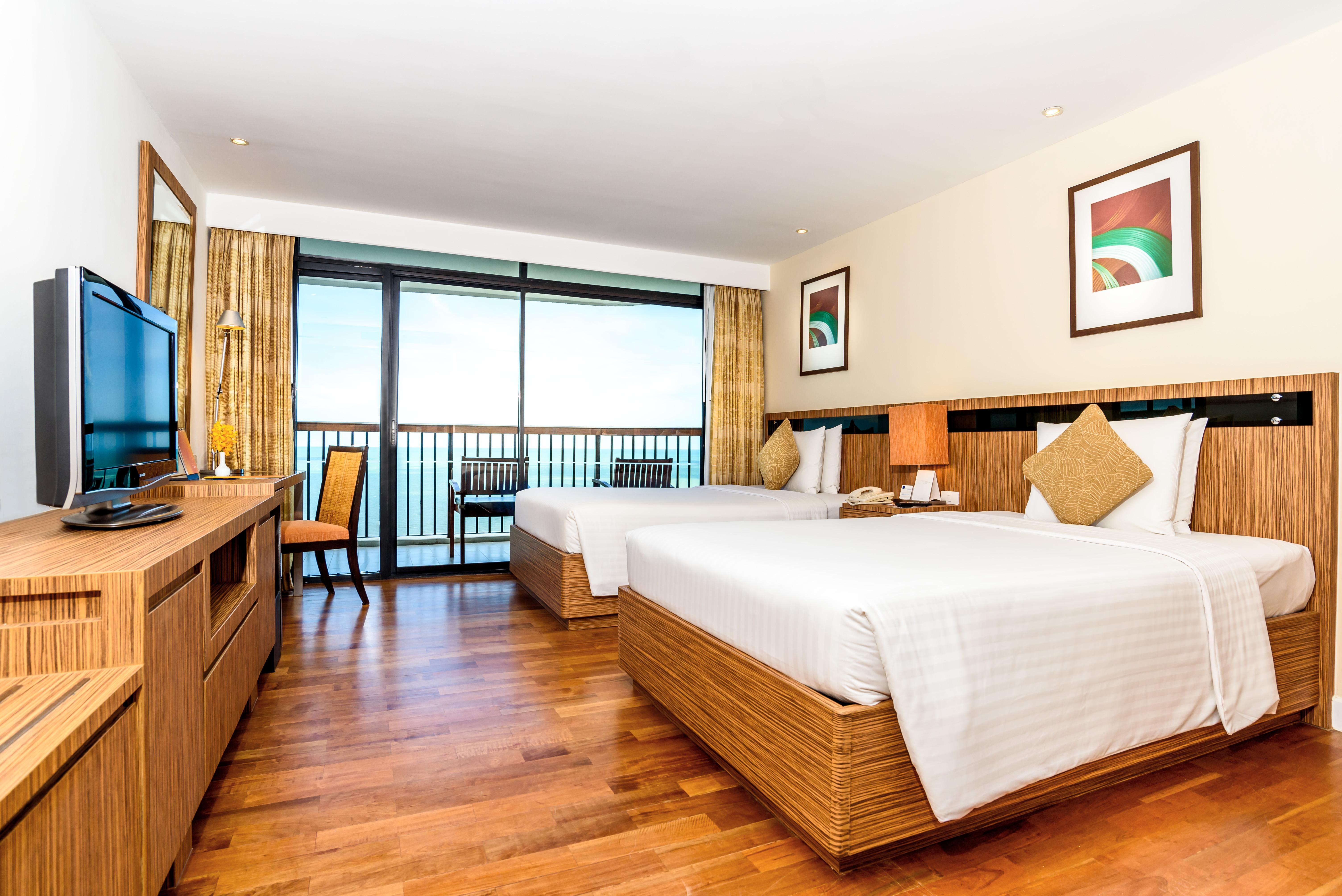 Radisson & Hua Hin Cha-Am