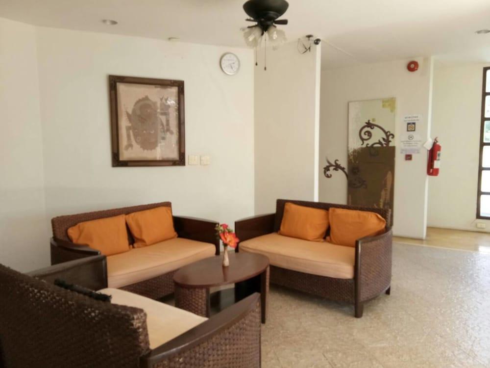 Golden Pine Resort 3*