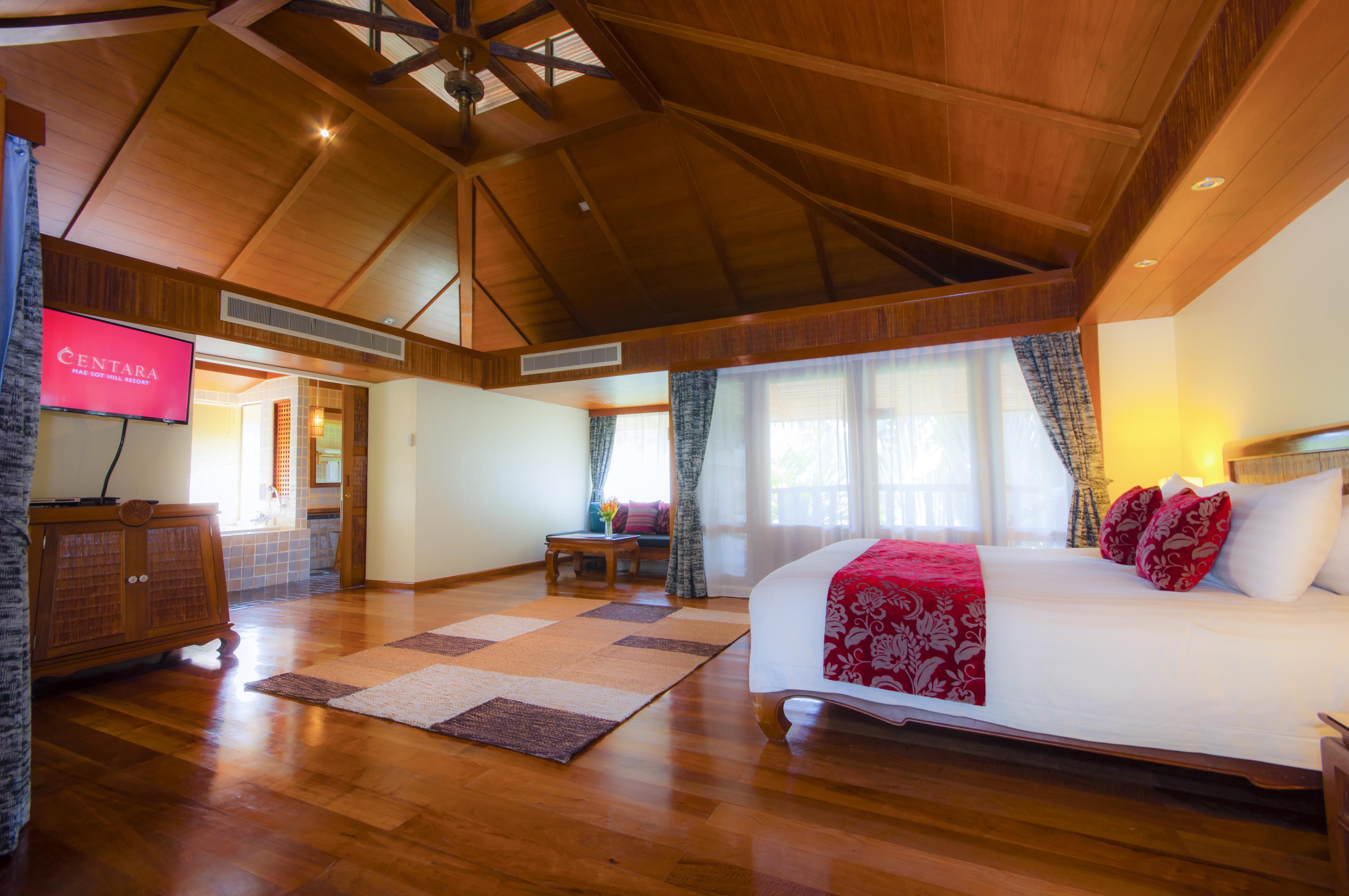 Centara Tropicana 4*
