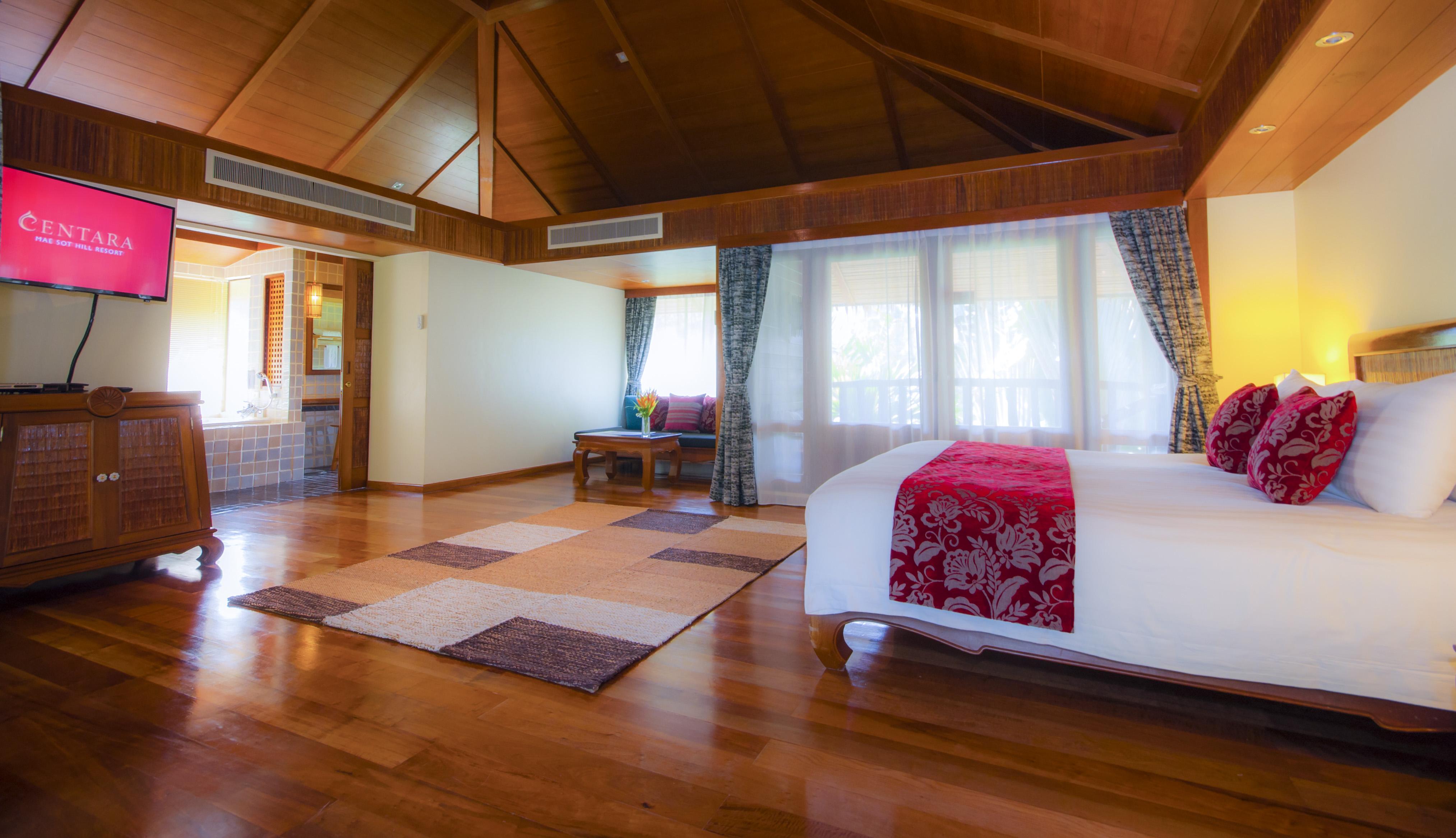 Centara Tropicana 4*