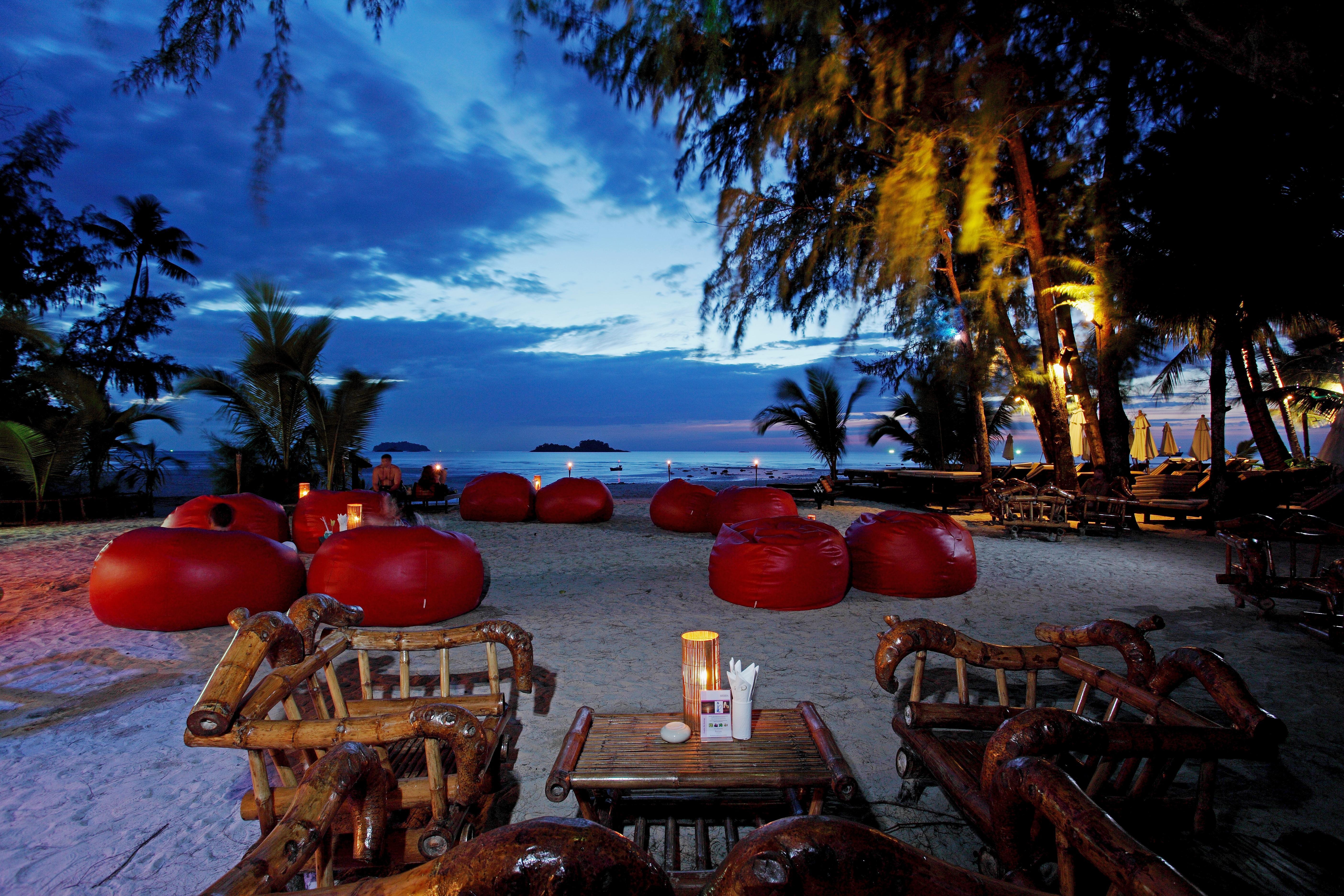 Centara Tropicana Resort 4*