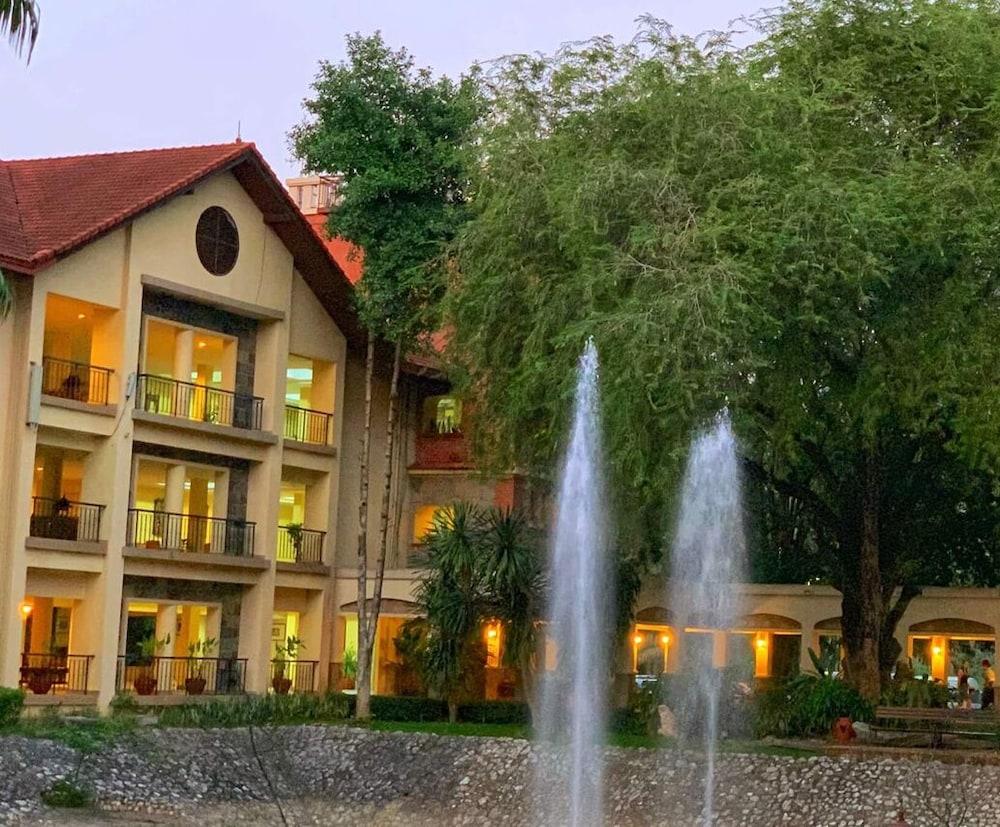 Resort Pung-waan & 3*