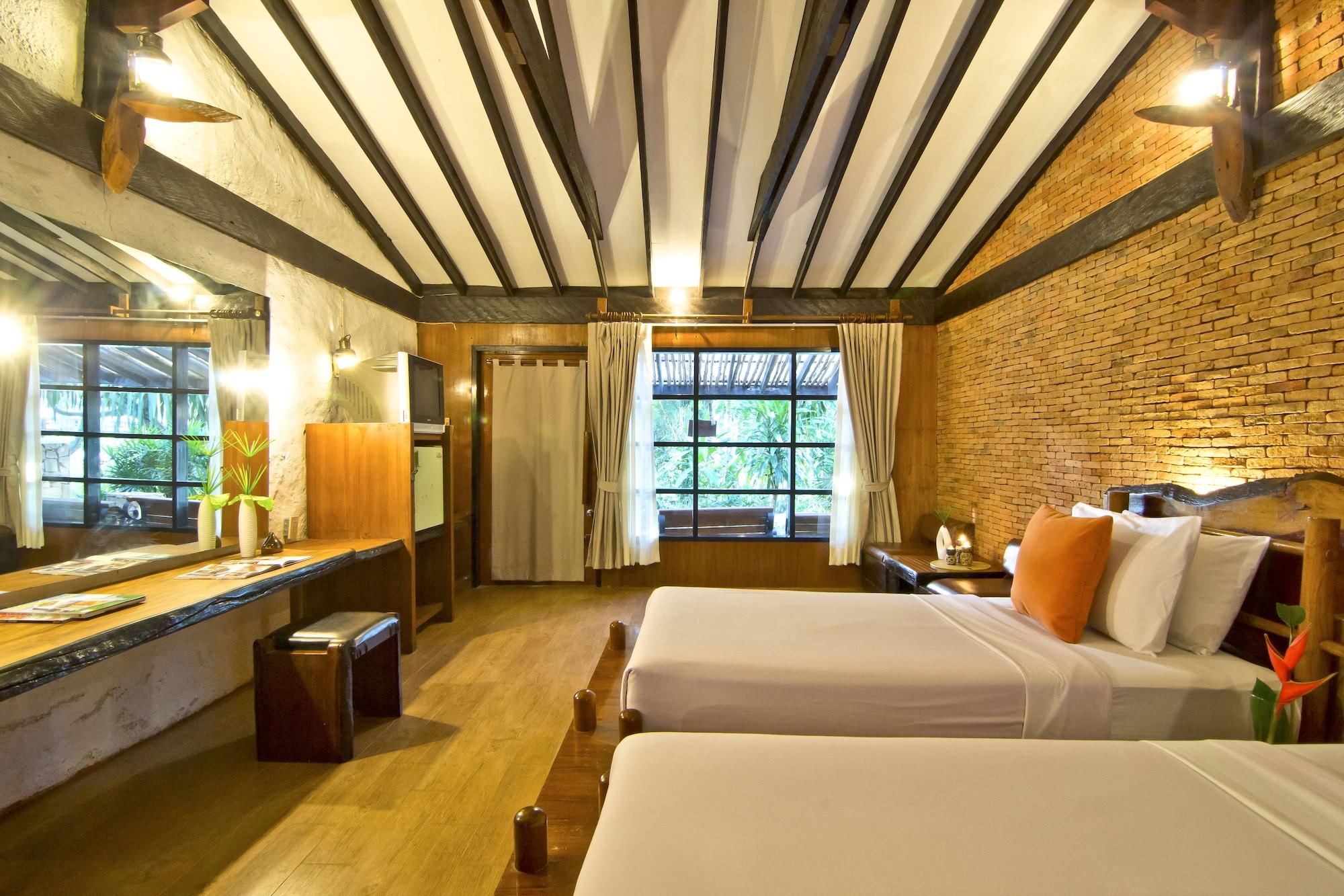 Phutoey River Kwai Hotspring & Nature Resort Sai Yok