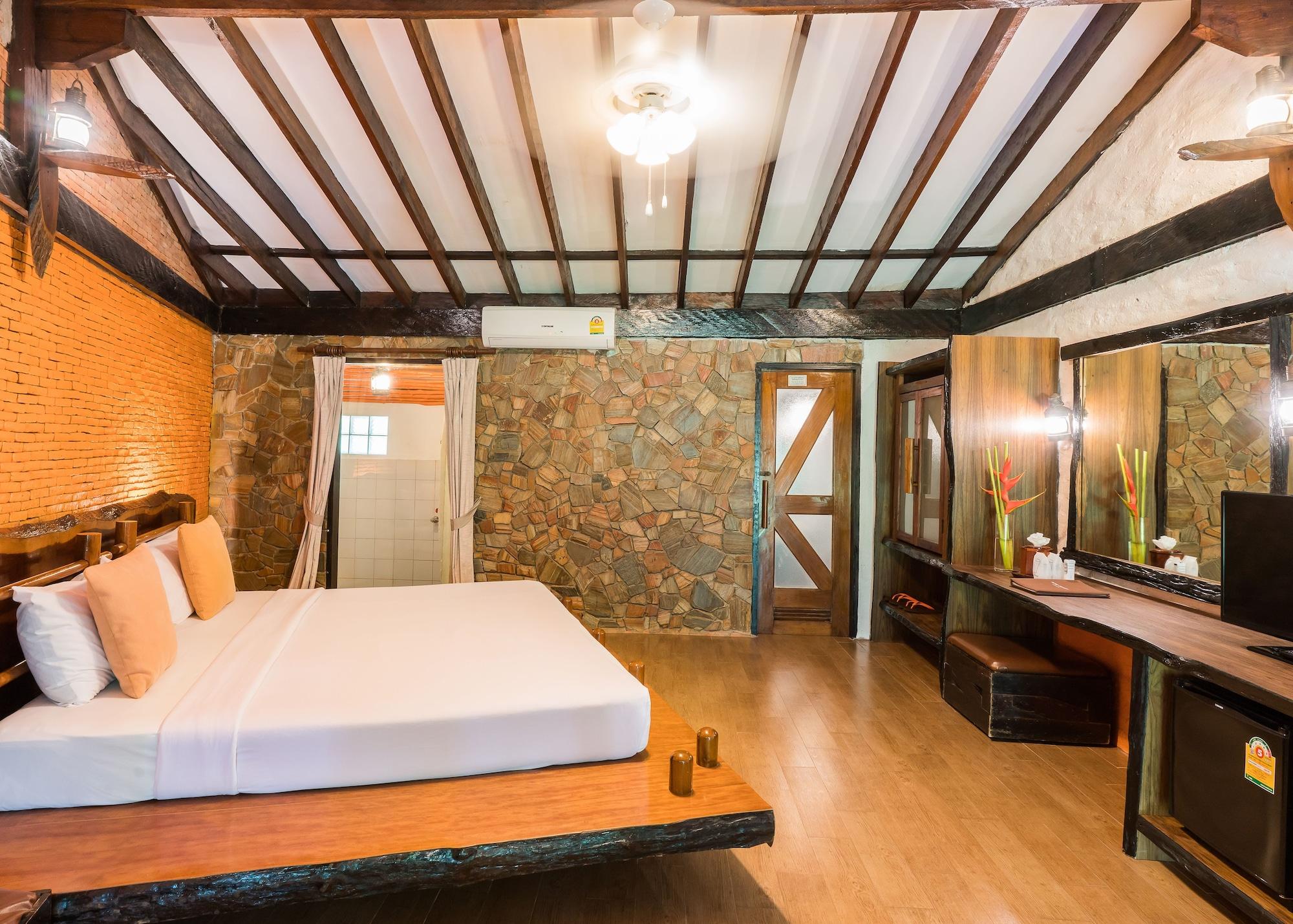 Phutoey River Kwai Hotspring & Nature Resort