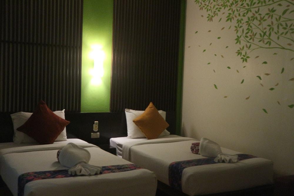 Anyavee Ban Ao Nang 3*