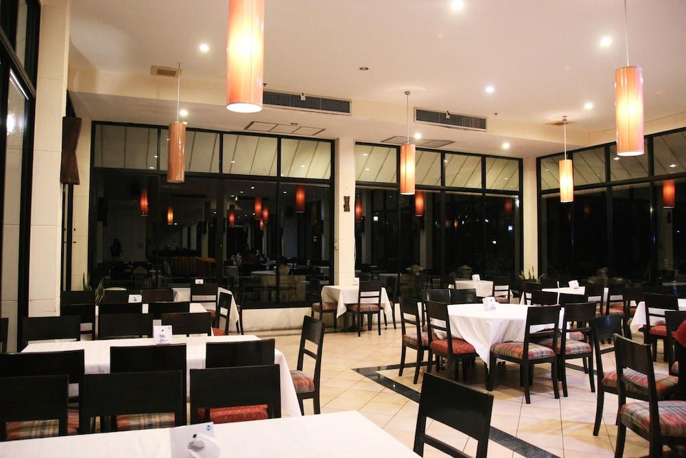 Aek-pailin River Kwai 3*
