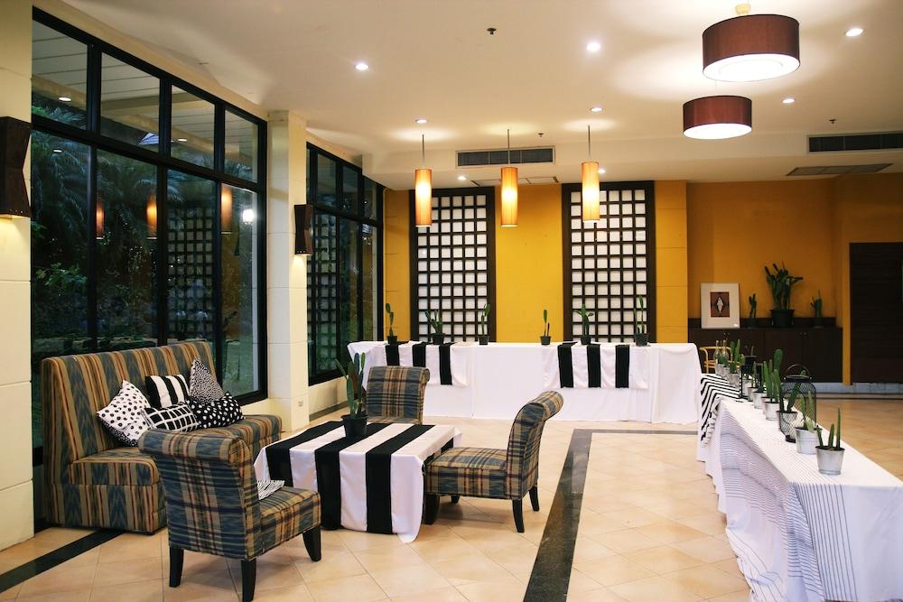 Aek-pailin River Kwai 3*