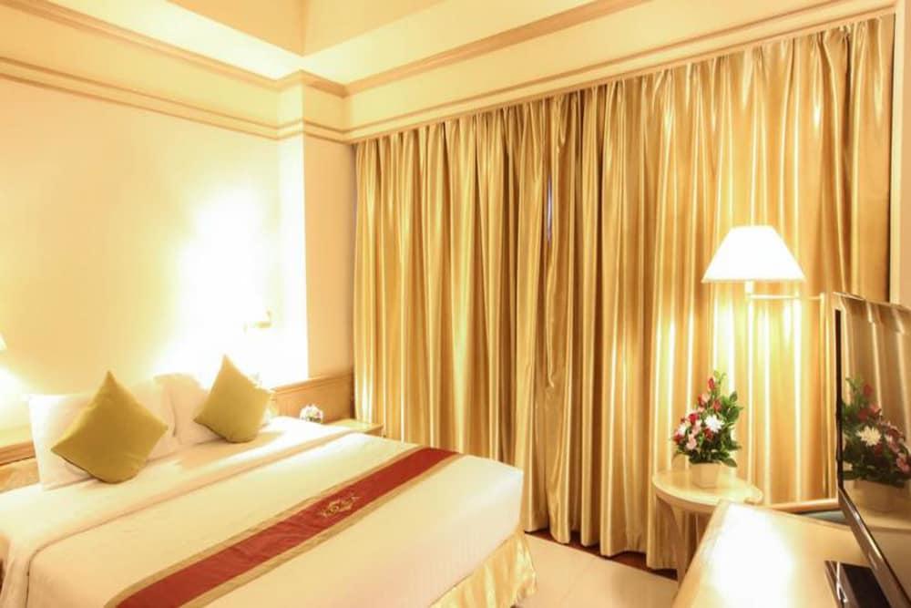 Hotel Kosa & Wellness Center -sha Certified 4*