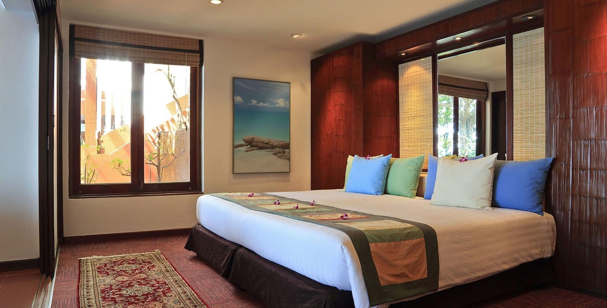 Mom Tri's Royale - Sha Kata Beach (Phuket)