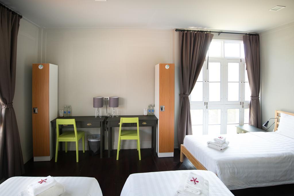 Dorm Of Happiness By Tharaburi Albergue