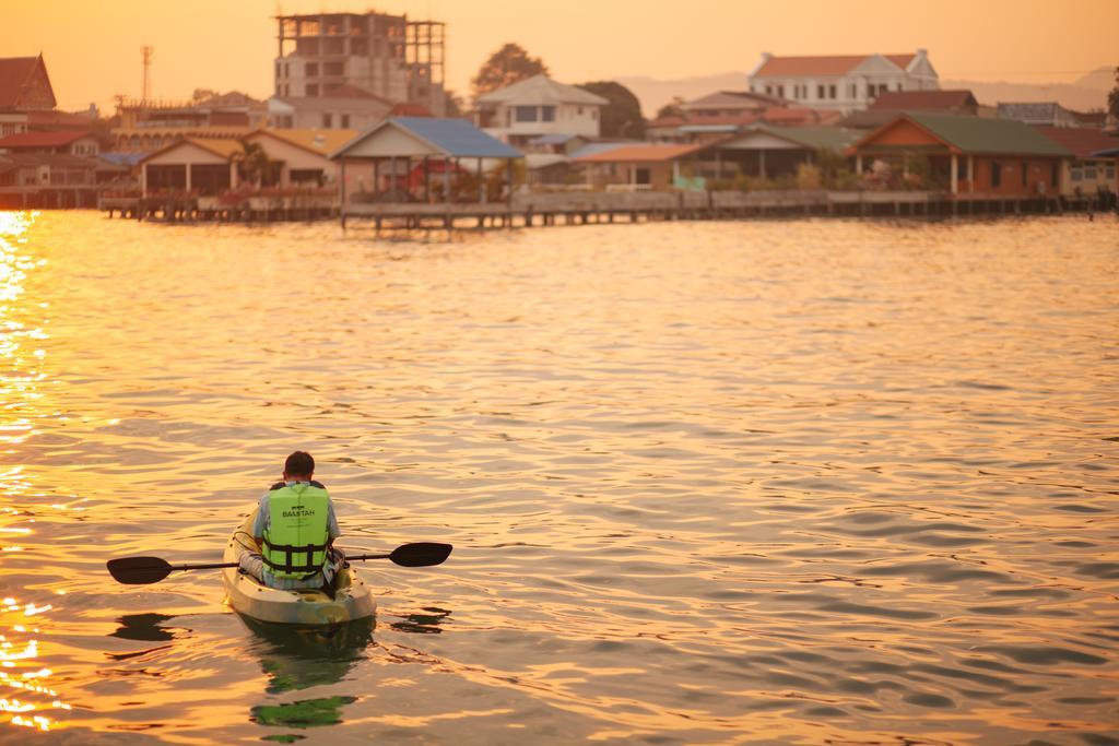Baan Tah On The Sea Guest house Bang Sare