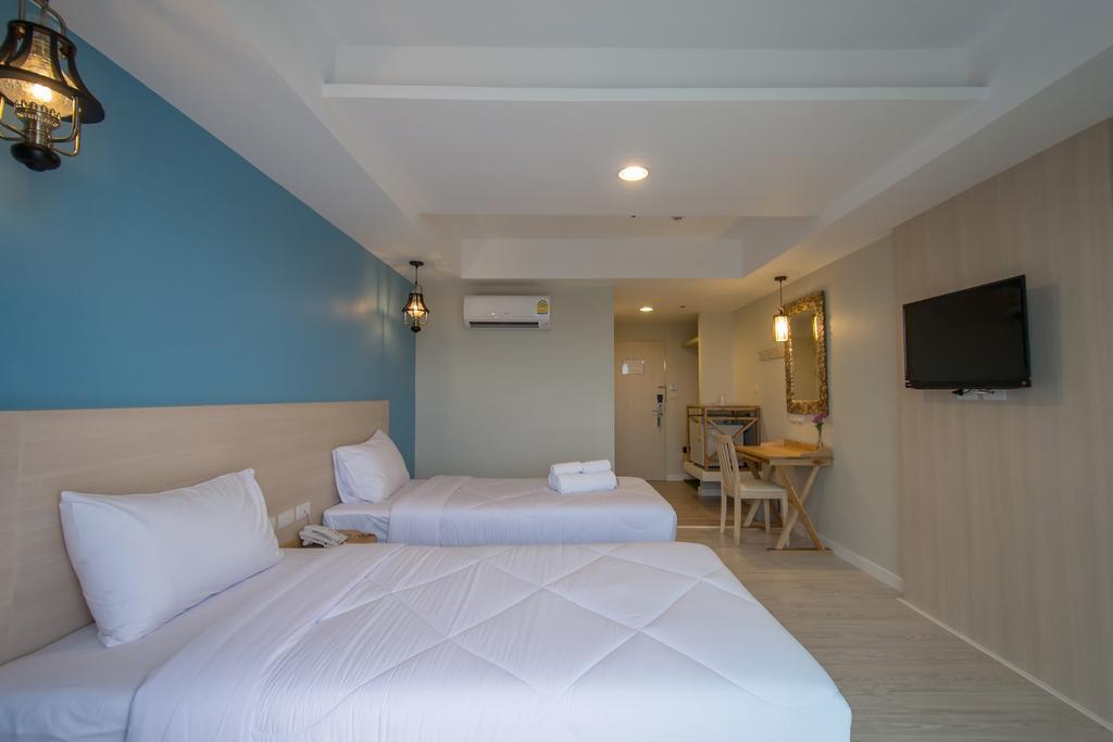 Hotel Prachuap Grand
