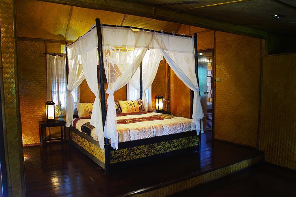 Areeya Phuree Thaton Resort