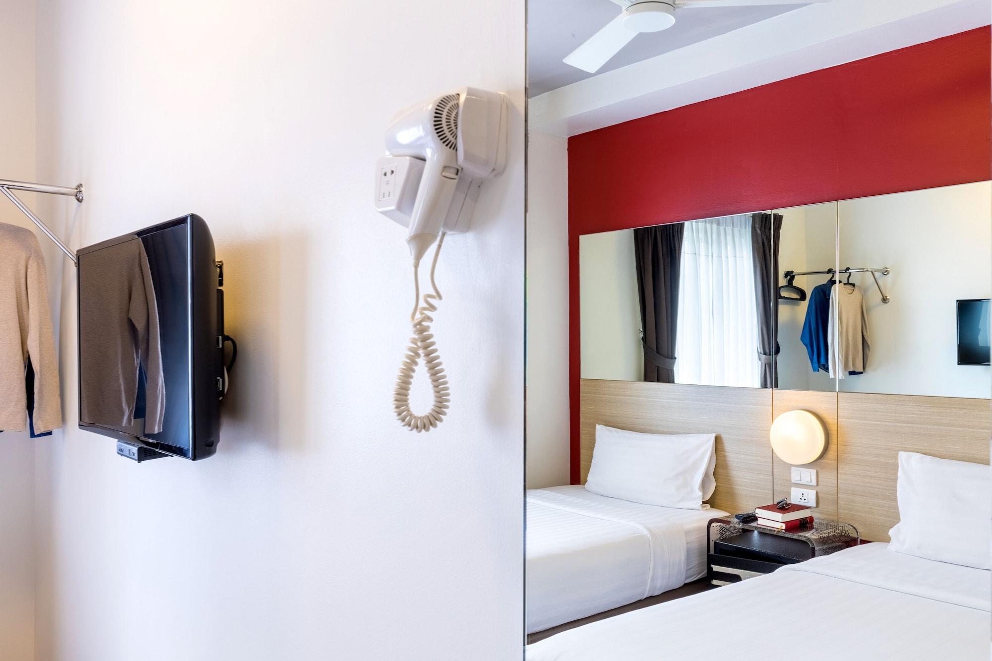 Hotel Red Planet Sha Extra 3*