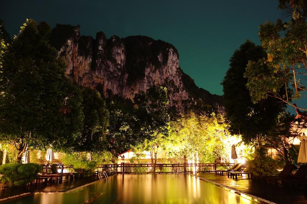 Aonang Phu Petra Resort, Krabi - Sha Ao Nang