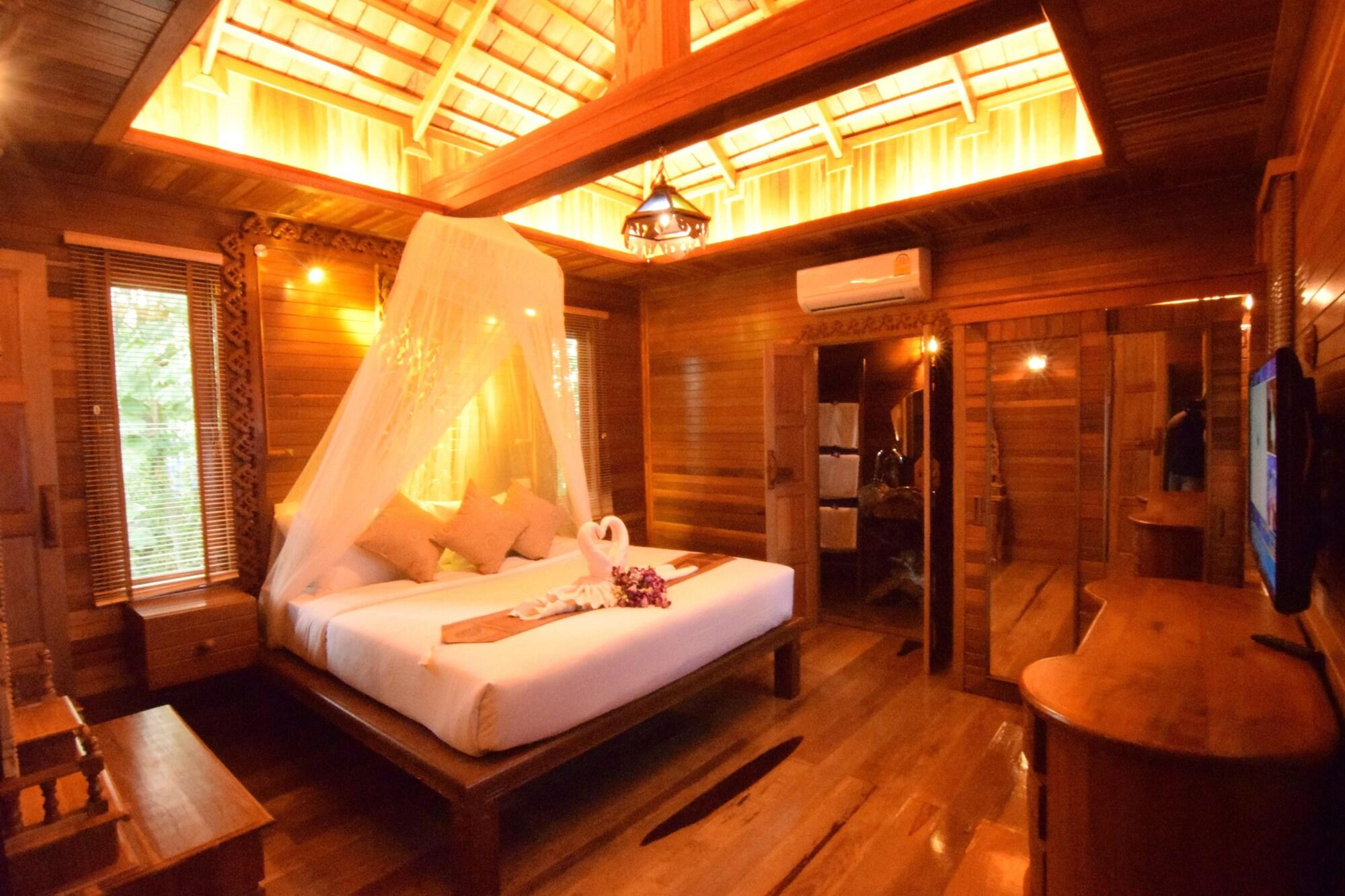 Baan Habeebee Resort
