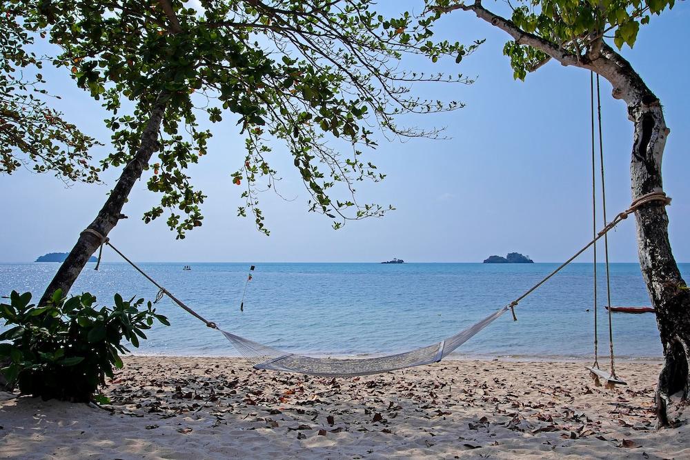 The White Knot Koh Chang