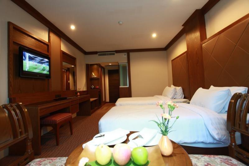 Movenpick Suriwongse 4* Chiang Mai