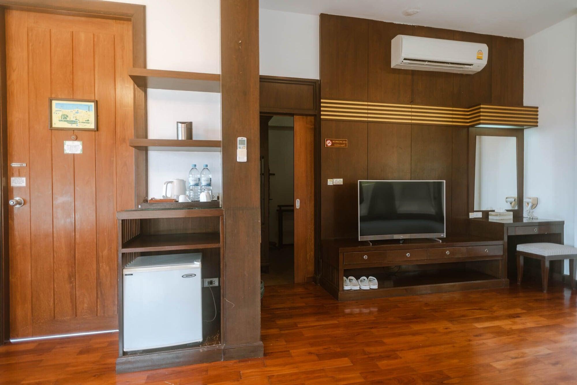 The Aiyapura 4* Koh Chang