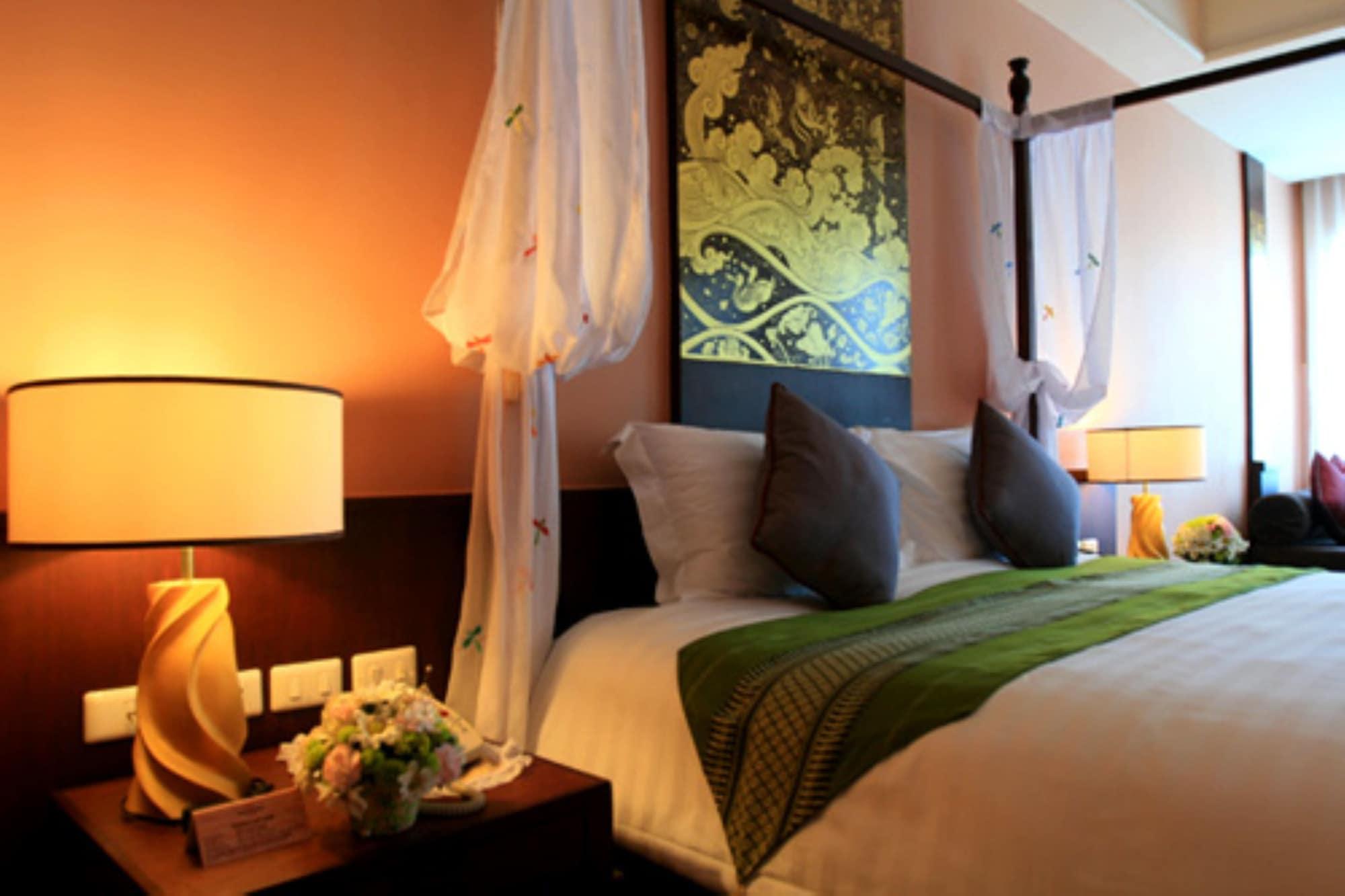 Grand Pacific Sovereign & Resort 5*