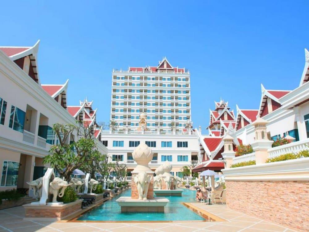 Grand Pacific Sovereign &
