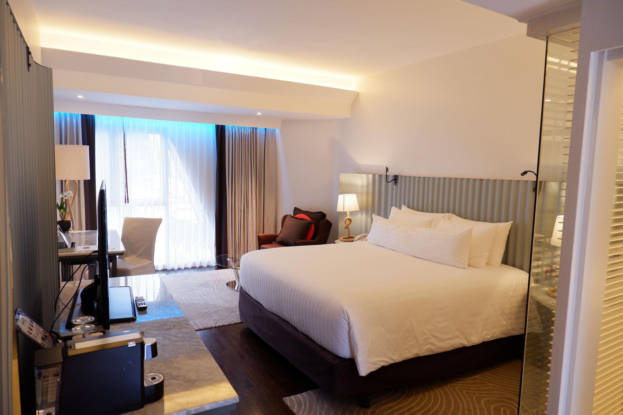 The Boathouse Phuket-sha 4*