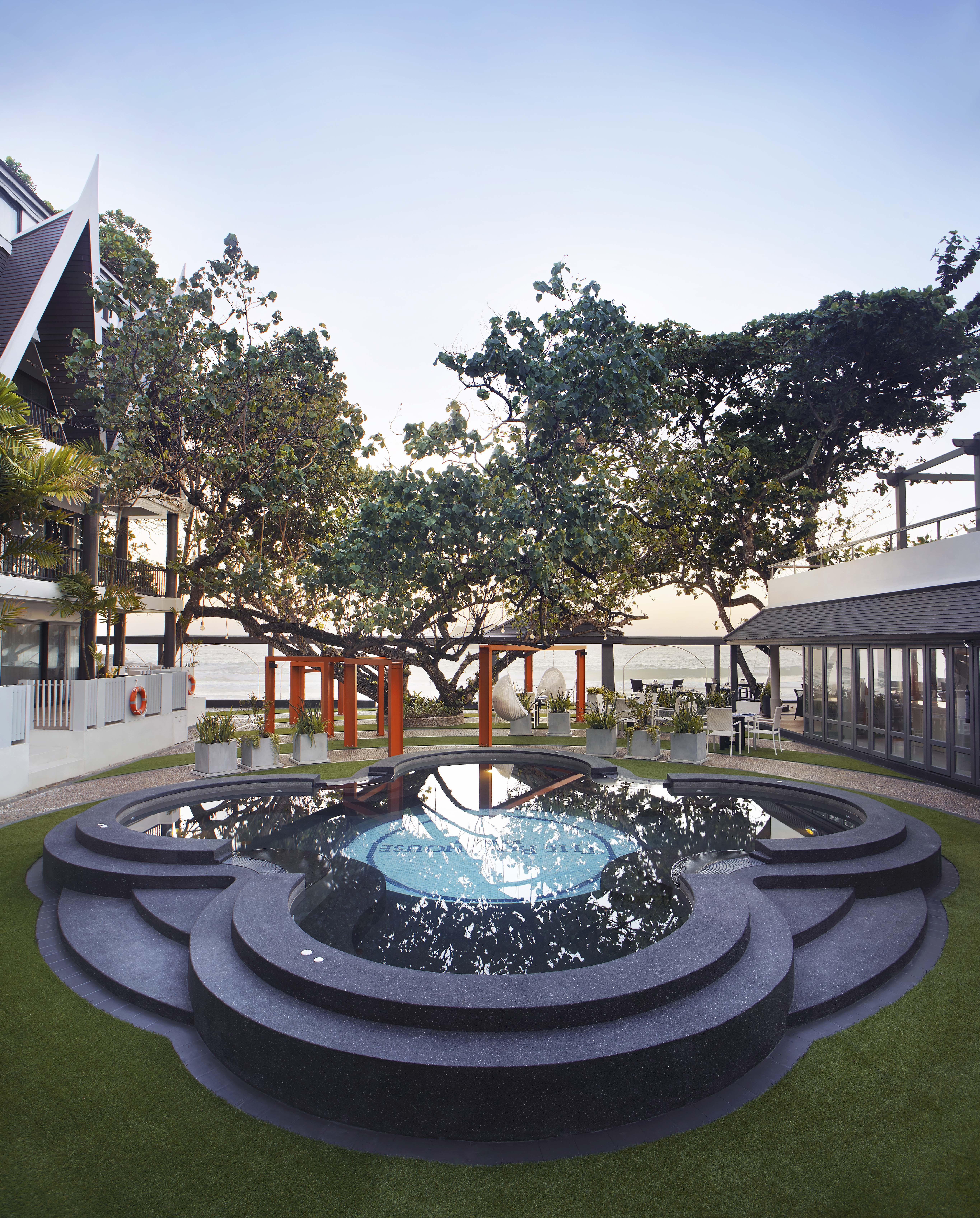 The Boathouse Phuket-sha 4*
