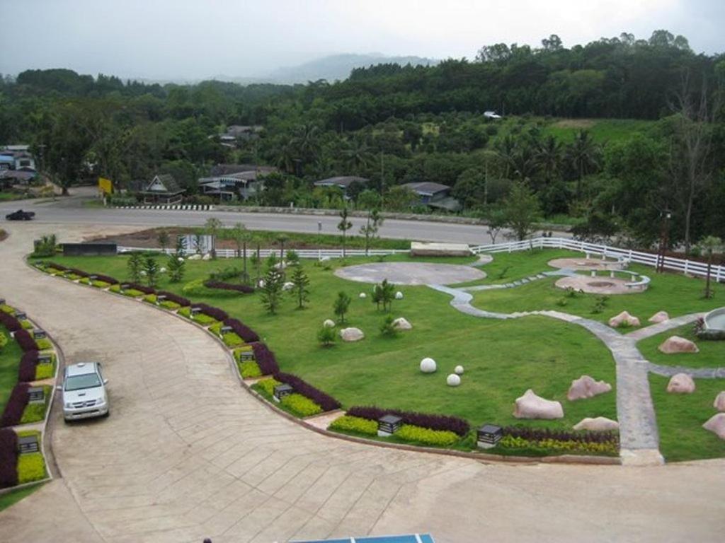 Breeze Hill Resort 3*