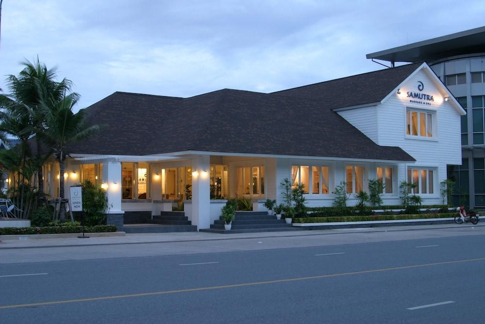 Resort The Tide 4*