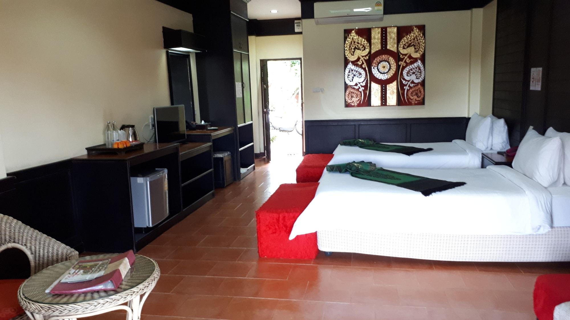 Silamanee & Hotel Mae Sai