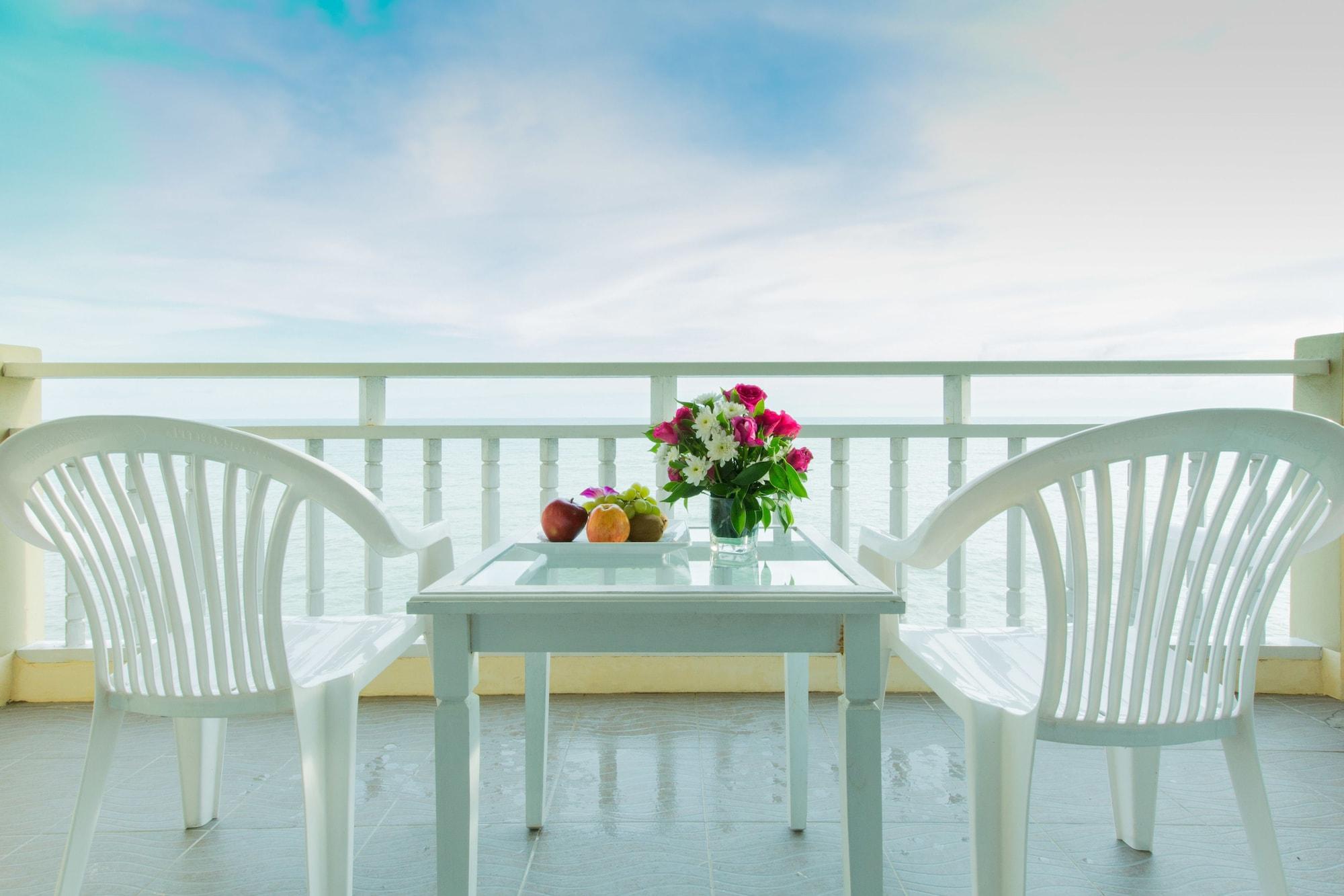 Royal Phala Cliff Ban Chang (Rayong)