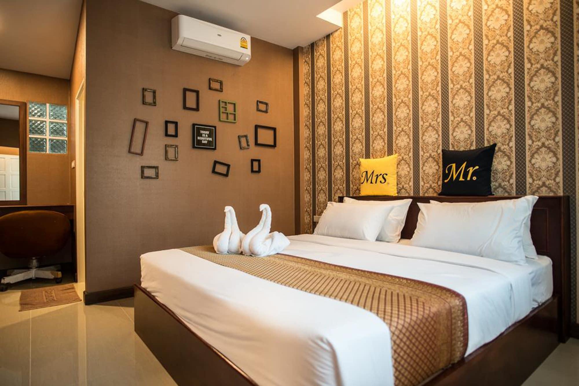 Sunday J & Restaurant Resort