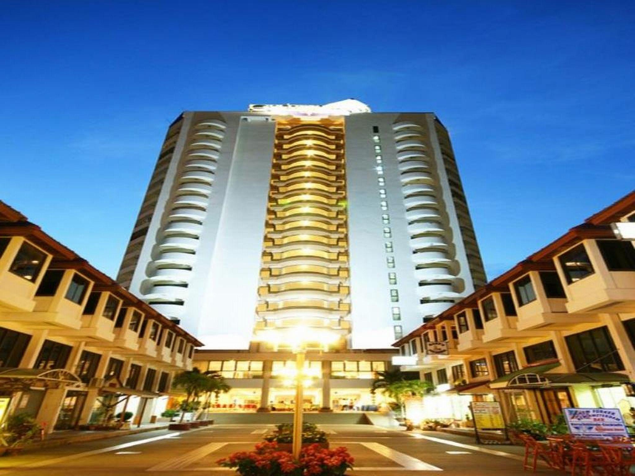 Hotel Golden 4*
