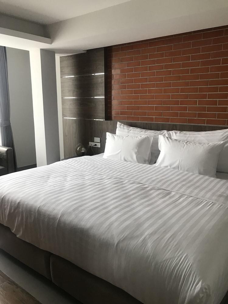 Hotel V20 Boutique Jacuzzi Bangkok