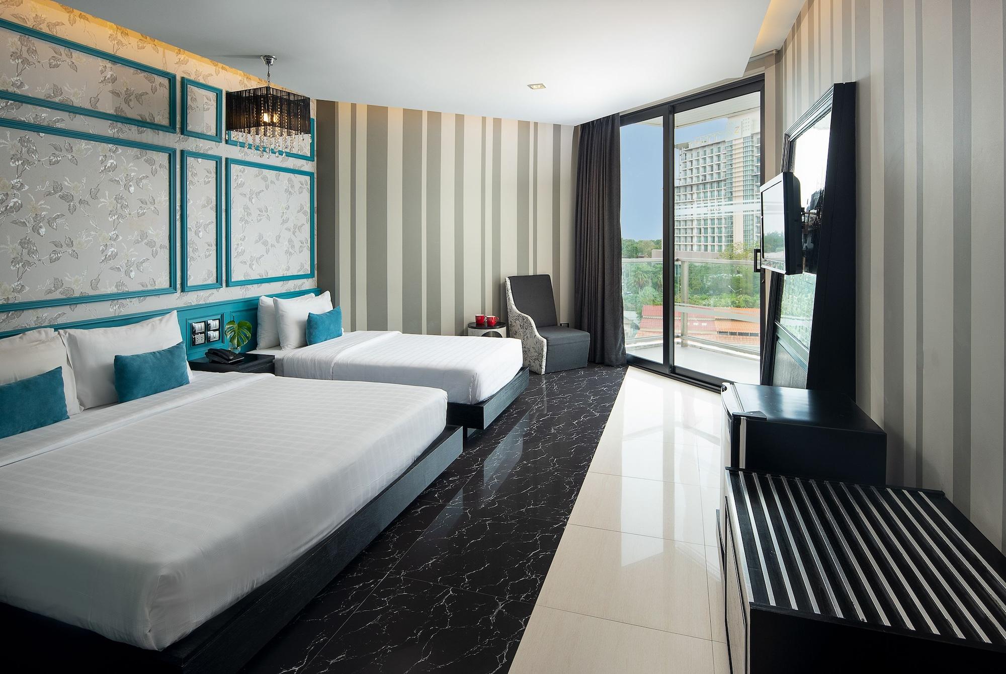 Tsix5 Quarter Hotel 5*