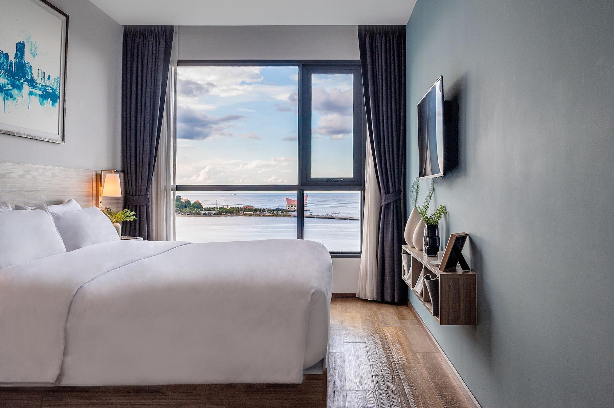 Oakwood & Sri Racha Hotel Si Racha