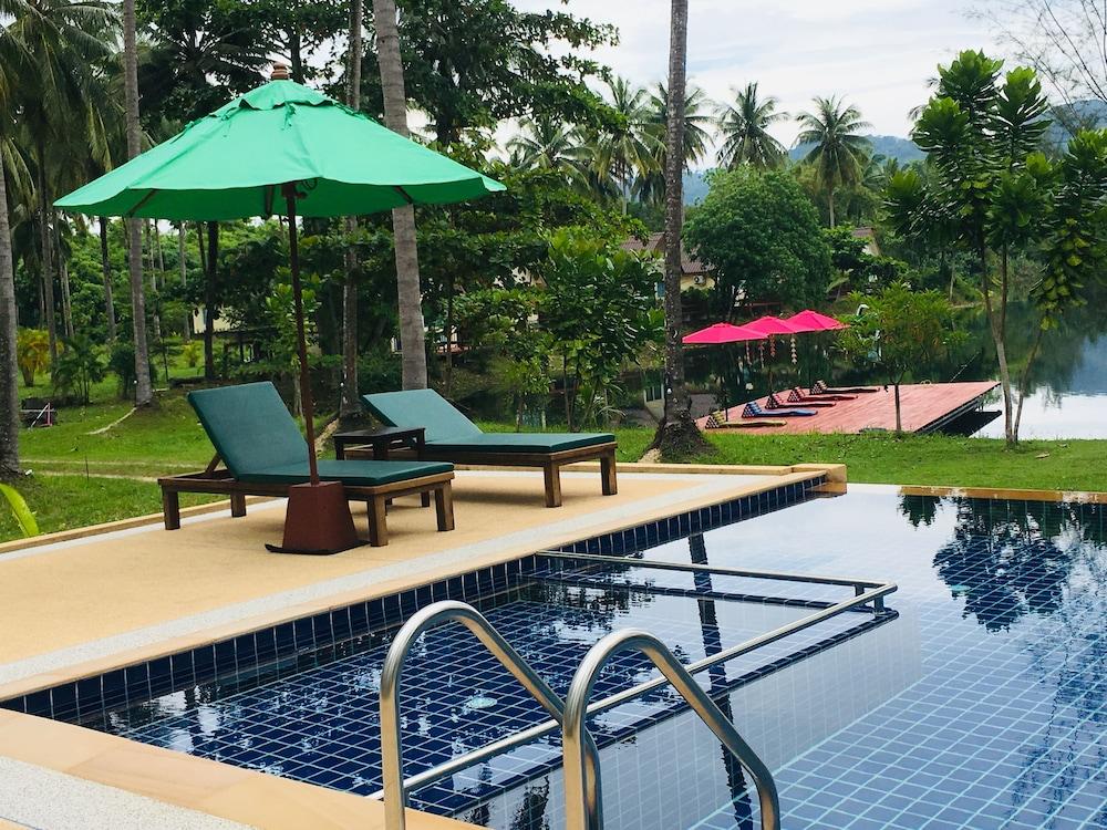 Golden Coconut Resort 2*