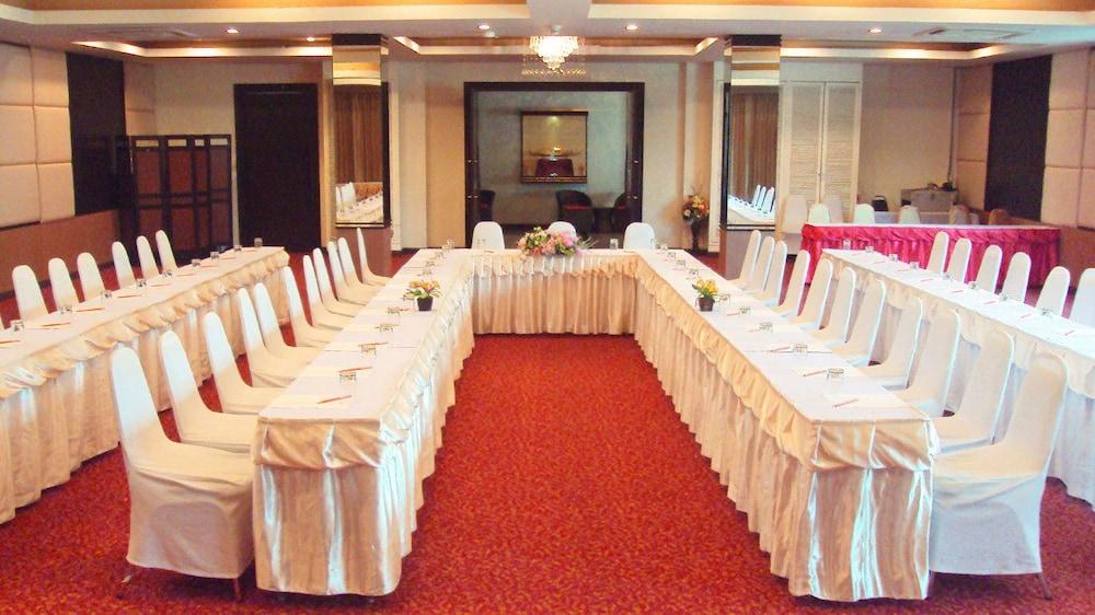 Hotel Ayara Grand Palace