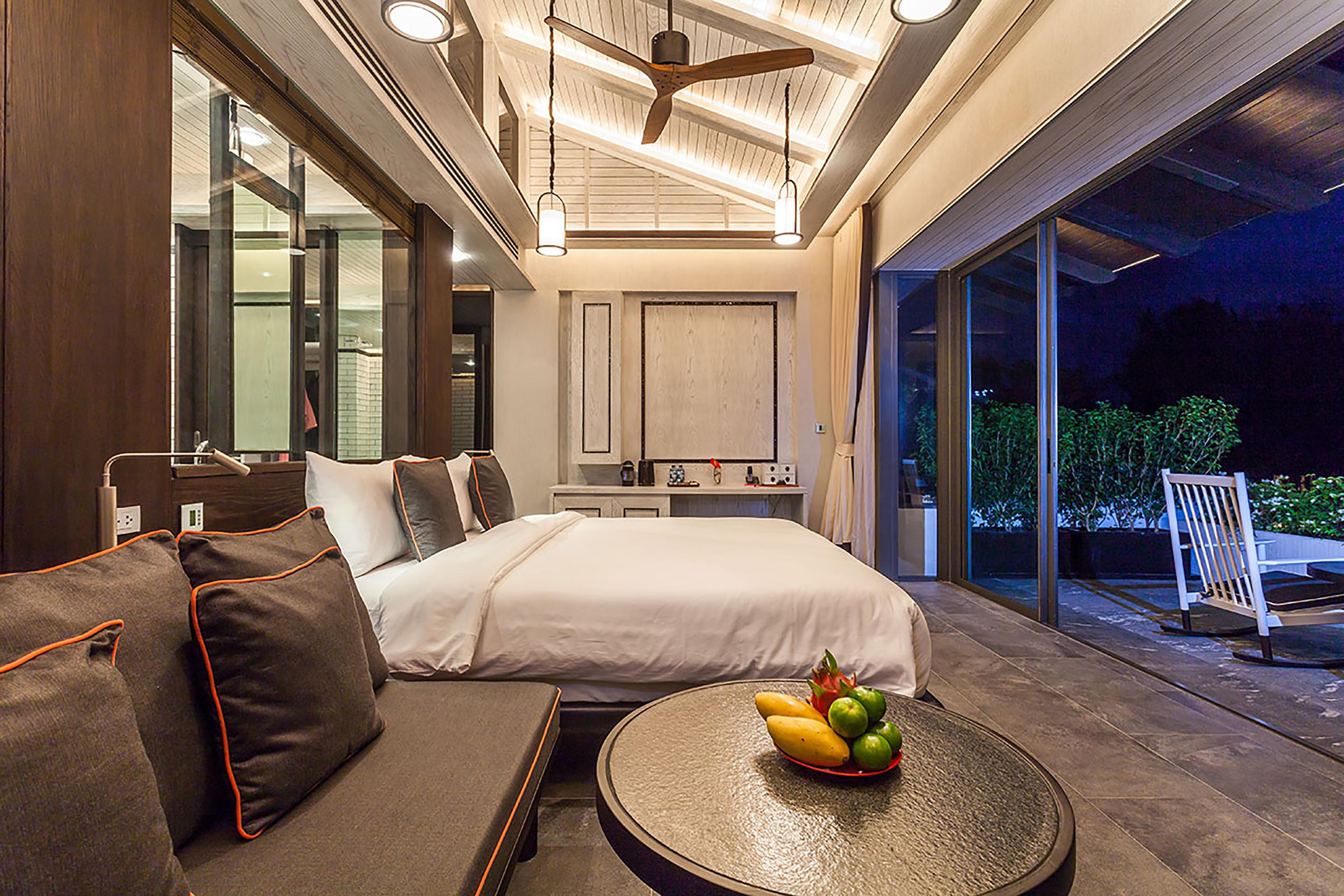 Baba Club Luxury Pool By Sri Panwa - Sha